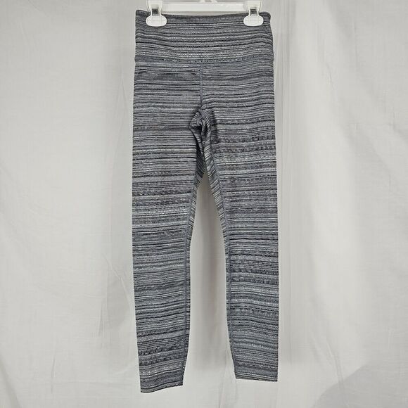 Athleta HIGH RISE JACQUARD CHATURANGA™ 7/8 TIGHT Size XS Black - Picture 2 of 8